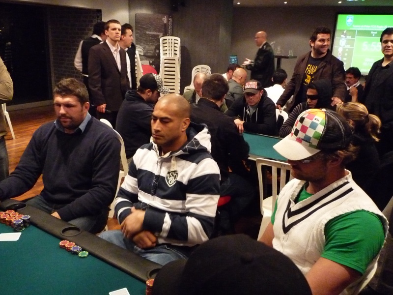 Organisation d'un tournoi de poker pour le FCG-25 mars - Page 3 P1000439