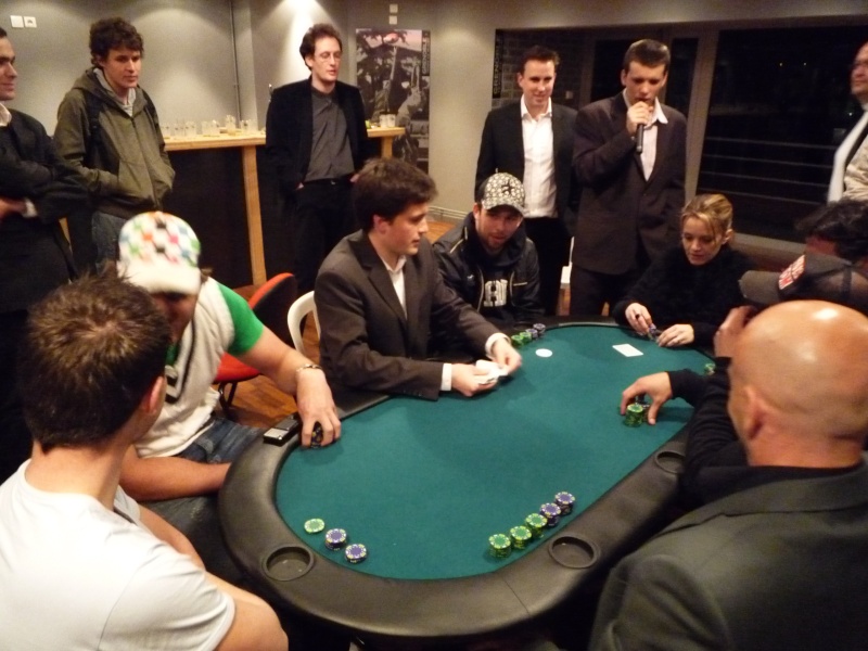 Organisation d'un tournoi de poker pour le FCG-25 mars - Page 3 P1000443