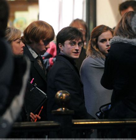 Photos au trounage d'"Harry Potter 7". Normal50