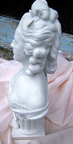 Bustes, statues, statuettes vendus sur Ebay - Page 4 A410