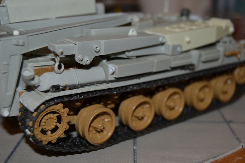 AMX-30 PLUTON -[Heller 81129] + [Terre-Model TM014] 1/35 - Page 2 Dsc_0378