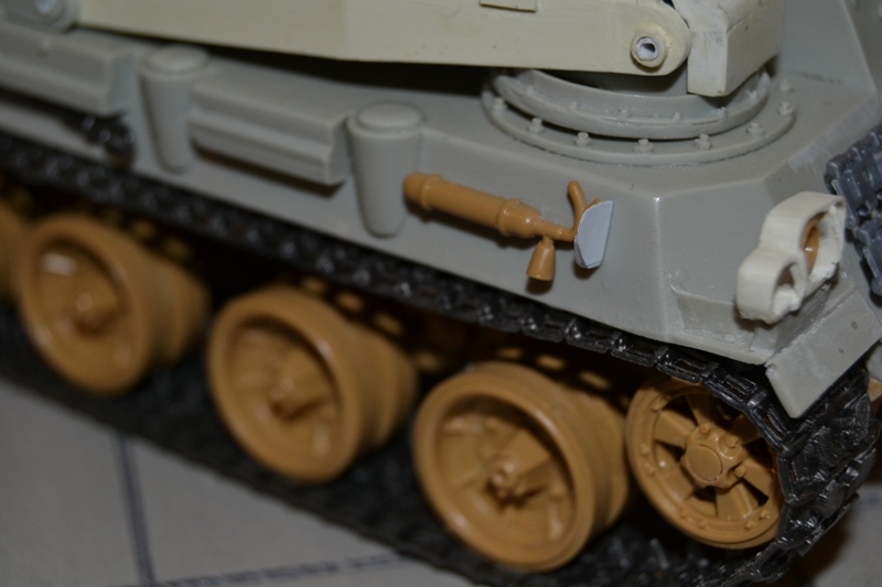 AMX-30 PLUTON -[Heller 81129] + [Terre-Model TM014] 1/35 - Page 2 Dsc_0381