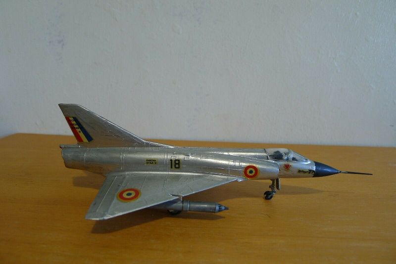 [AIRFIX] DASSAULT MIRAGE  III C Réf 9 02012 S-l16010