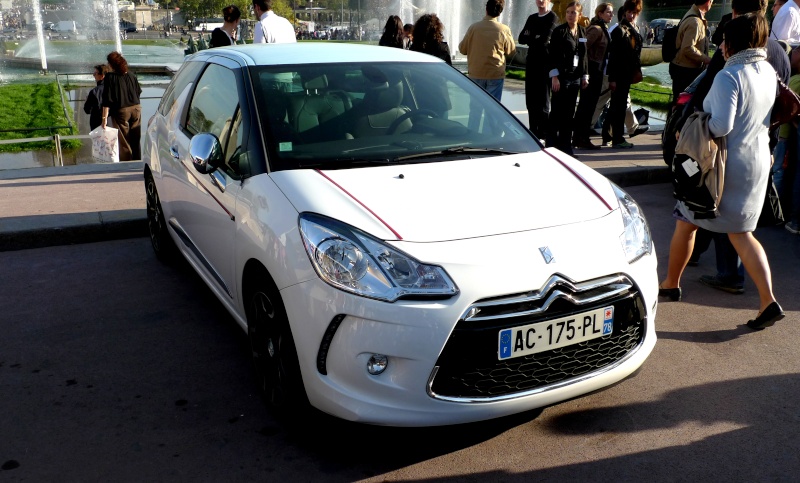 [Paris][3.10.2009] Défilé des 90 ans de Citroën - Page 4 123