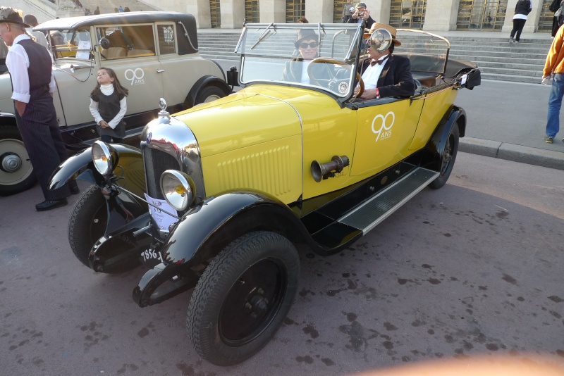 [Paris][3.10.2009] Défilé des 90 ans de Citroën - Page 4 925