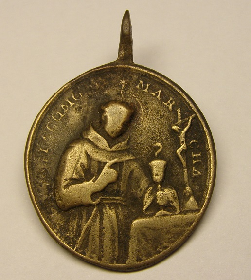 Medalla de San Jaime de la Marca y Arcangel San Miguel, siglo XVIII. Med8_910