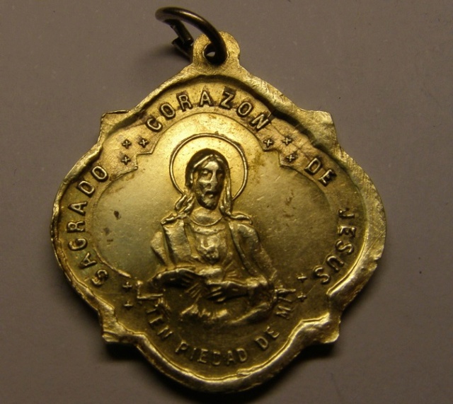 Medalla bilingüe Sº Corazón - castanyada, Mieras, Girona. Fines siglo XIX. Riuada11