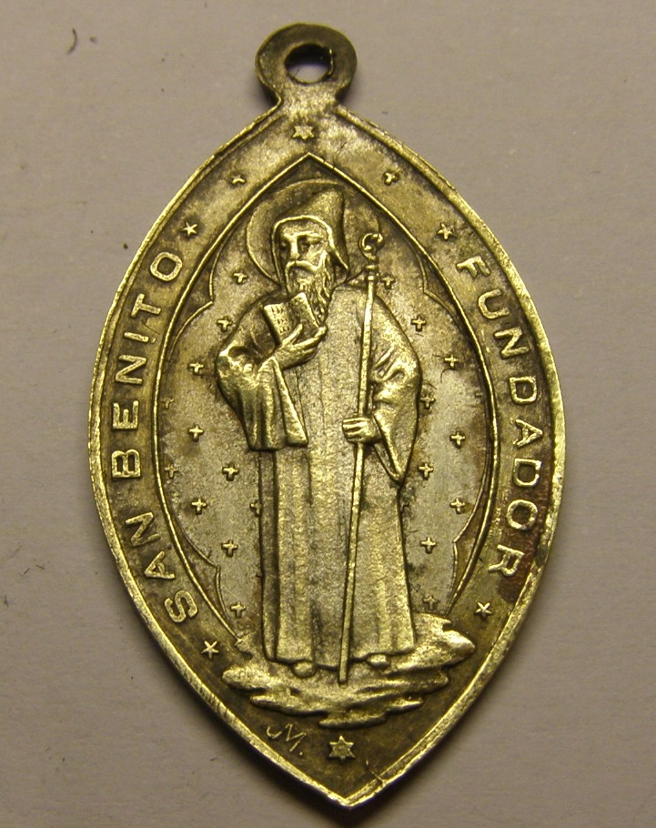 Curiosa medalla de San Benito. Finales siglo XIX. Tc_10_13