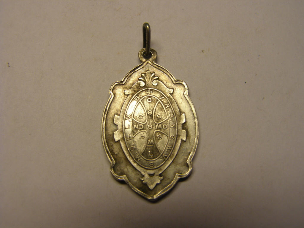 Medalla de San Benito, finales siglo XIX o principios del XX. Tc_17_26