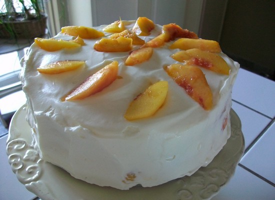 Gâteau crémeux aux pêches Gateau19