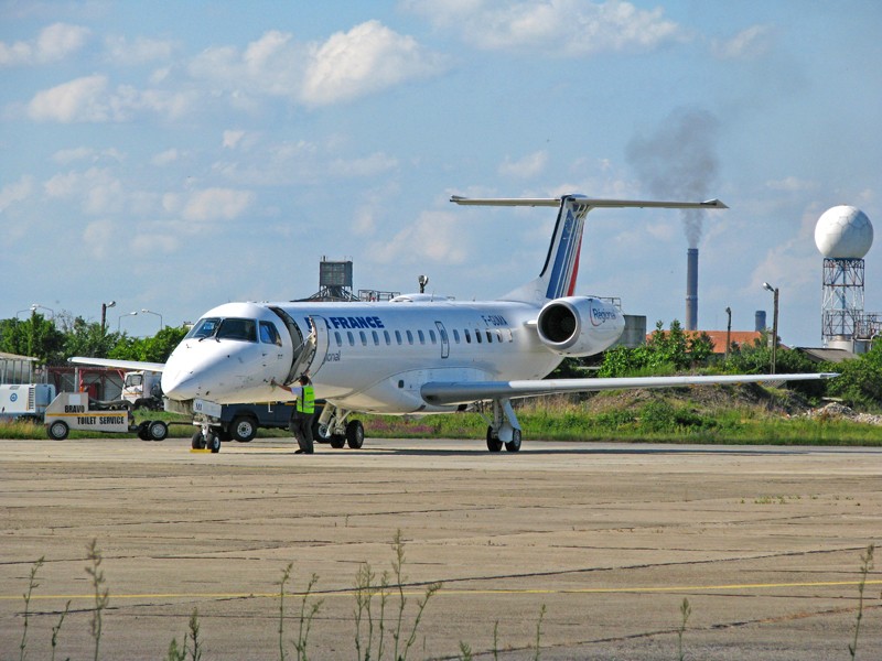 Aeroportul Oradea - Iunie 2009 Pictu271