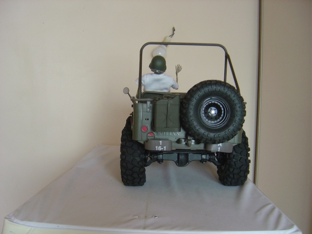 Modélisme jeep addict !!! jeep willys 1/6 militaire Dsc09015