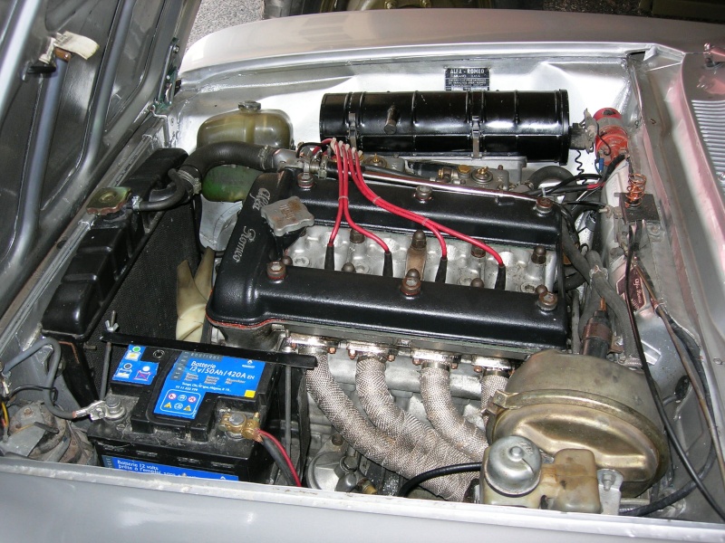 Alfa GTV 1750 coupé Bertone Dscn6212