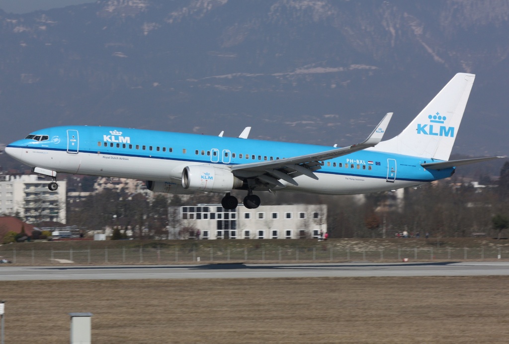 GENEVE le 28 fvrier - Page 2 Klm_b710