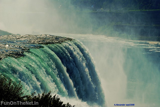 Niagara Falls - Amazing Power and Beauty! Niagra11