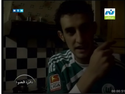 حصريــا :: فيديو لشاب جزائري :: ما يحدث في السودان أمر مخطط له ع شباب فوكس Thumbs72