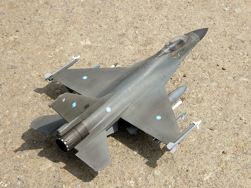 Modele de avioane militare - 2009 P5100013