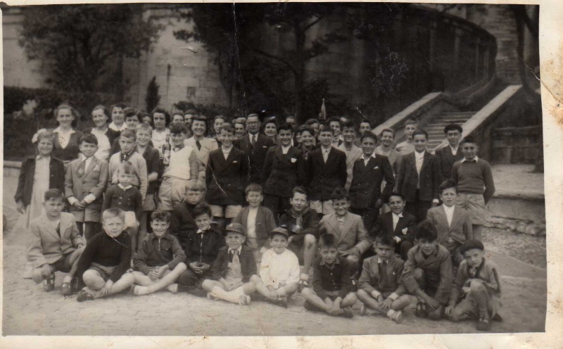 Voyage scolaire en 1954 ou 1955 à Marseille Suzann10