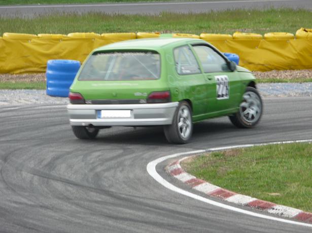 Slalom sur piste de Karting a Roanne le 01/05/09 P1000968