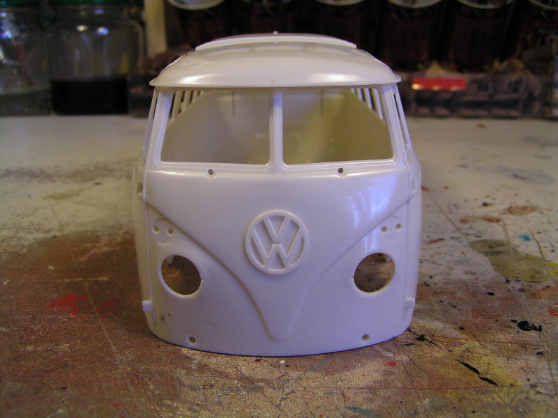 VW Type 2 Microbus 1:24 "Fertig" B10510