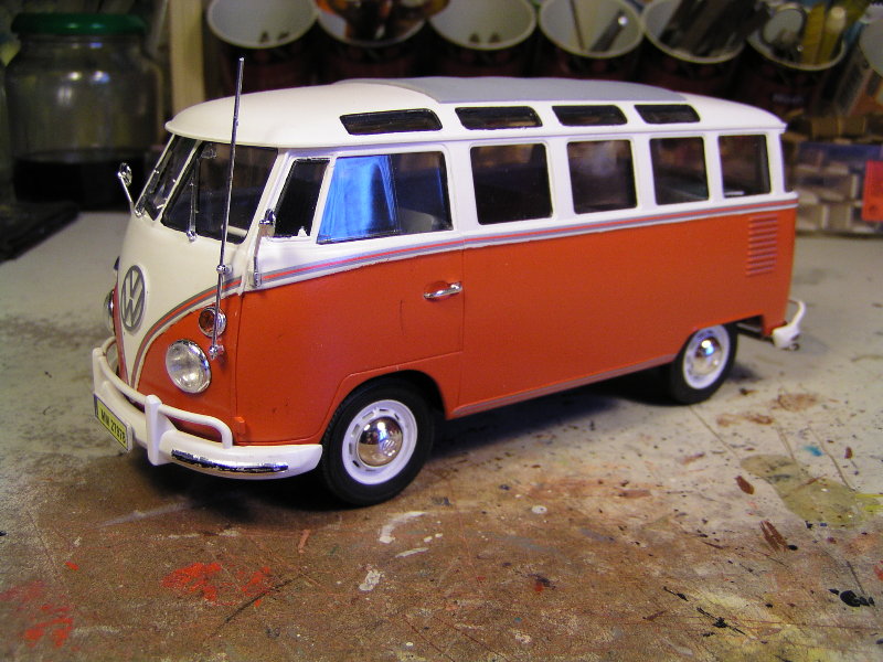 VW Type 2 Microbus 1:24 "Fertig" - Seite 3 P9072010