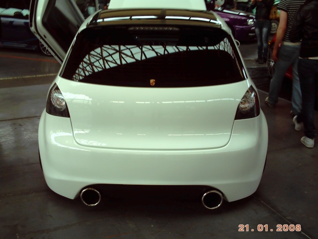 Ecco a voi alcune foto di auto tuning di My Special Car Show 2009 Pict0023