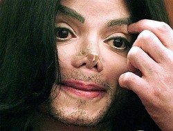The Real Michael Jackson Died 18 to 20 Years Ago? Onion_13