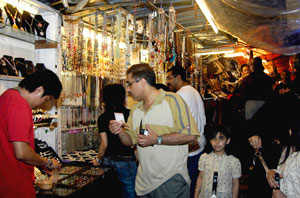 Pasar malam Batu Feringghi.. Mengasyikkan.. Mppb_010