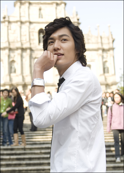 MINOZ GIRLS !!!!!!!!!!LOVE WITH LEE MIN HO!!!!!!!!!!!LET'S GO!!!!!!!!!!!!!!!!! - Page 2 1zldg110