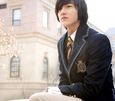 MINOZ GIRLS !!!!!!!!!!LOVE WITH LEE MIN HO!!!!!!!!!!!LET'S GO!!!!!!!!!!!!!!!!! - Page 2 36cd1110