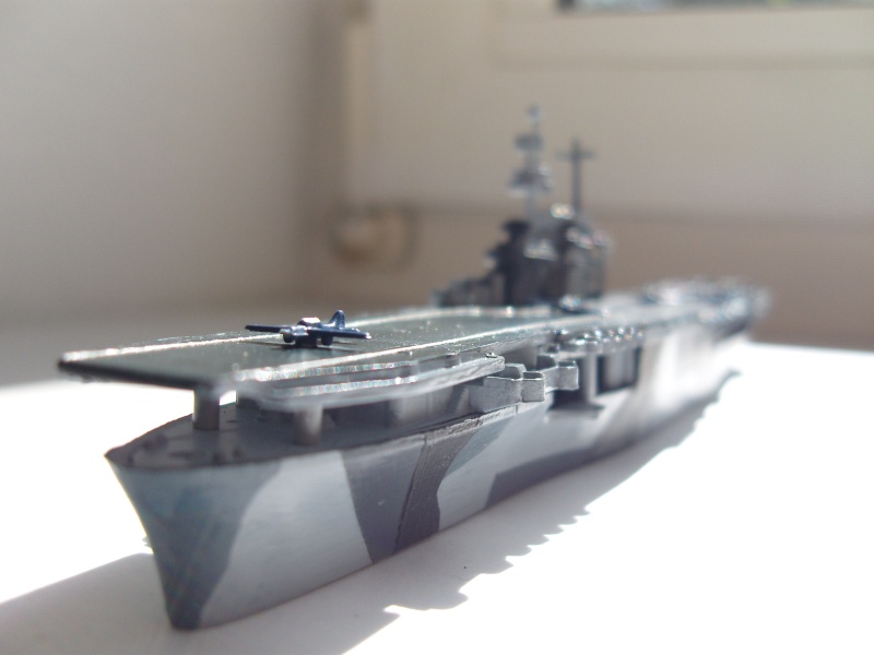 USS Enterprise CV 6 (Revell 1/1200°) par yoon Sdc11123