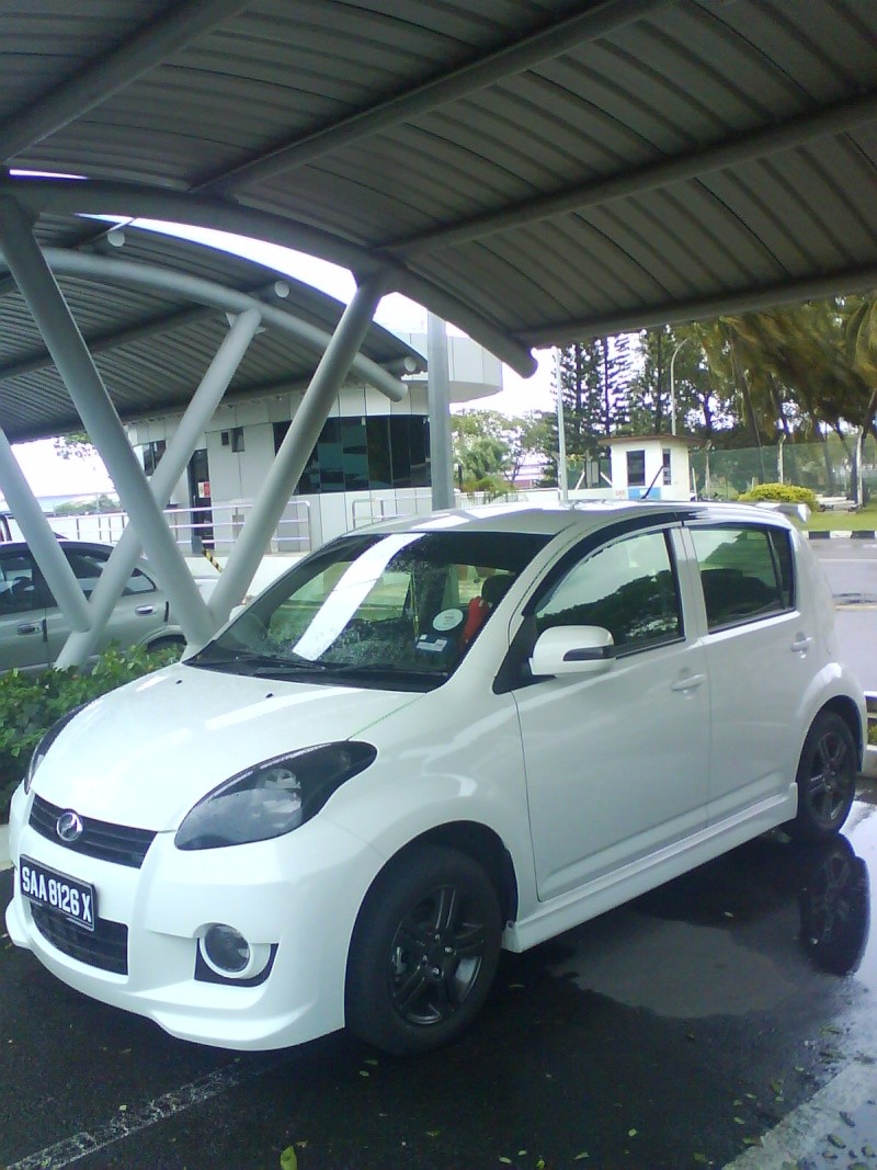 MY WHITE CAR...KOMEN SKET... Dsc00513