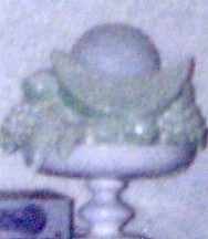 Fruit Bowl Ceramic Art Deco Lamp? With identity crisis Table_32