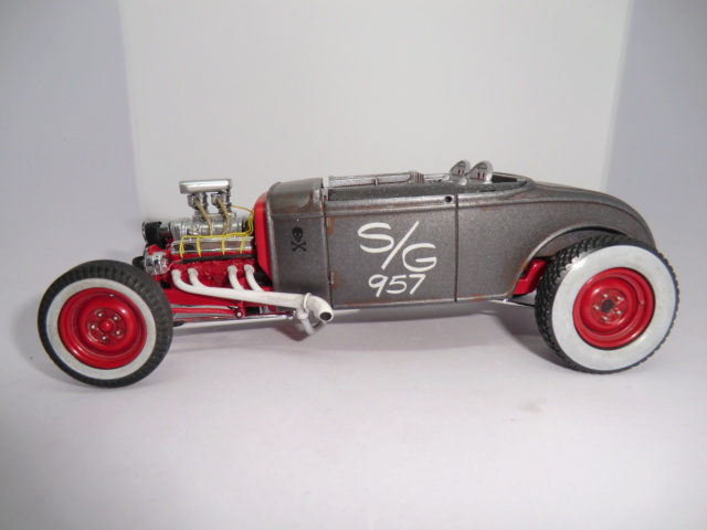 Ford 1930 Hot Rod  - Page 3 Cimg9623