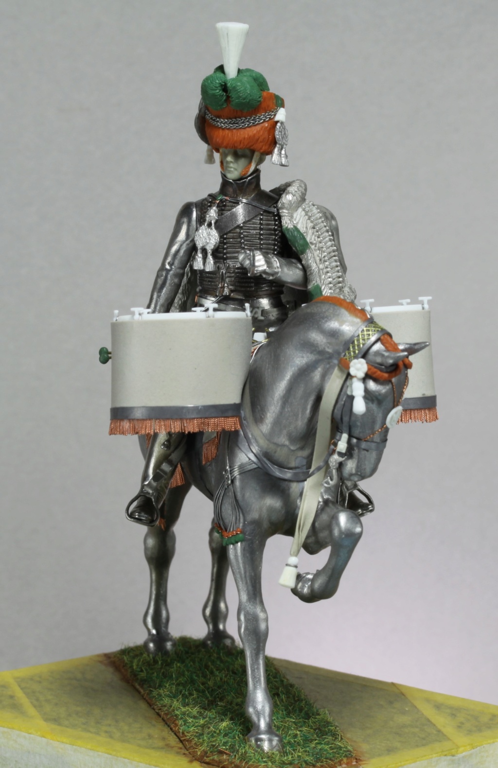 Timbalier des chasseurs à cheval de la Garde Impériale (tenue à la hussarde, 1810) Img_2420