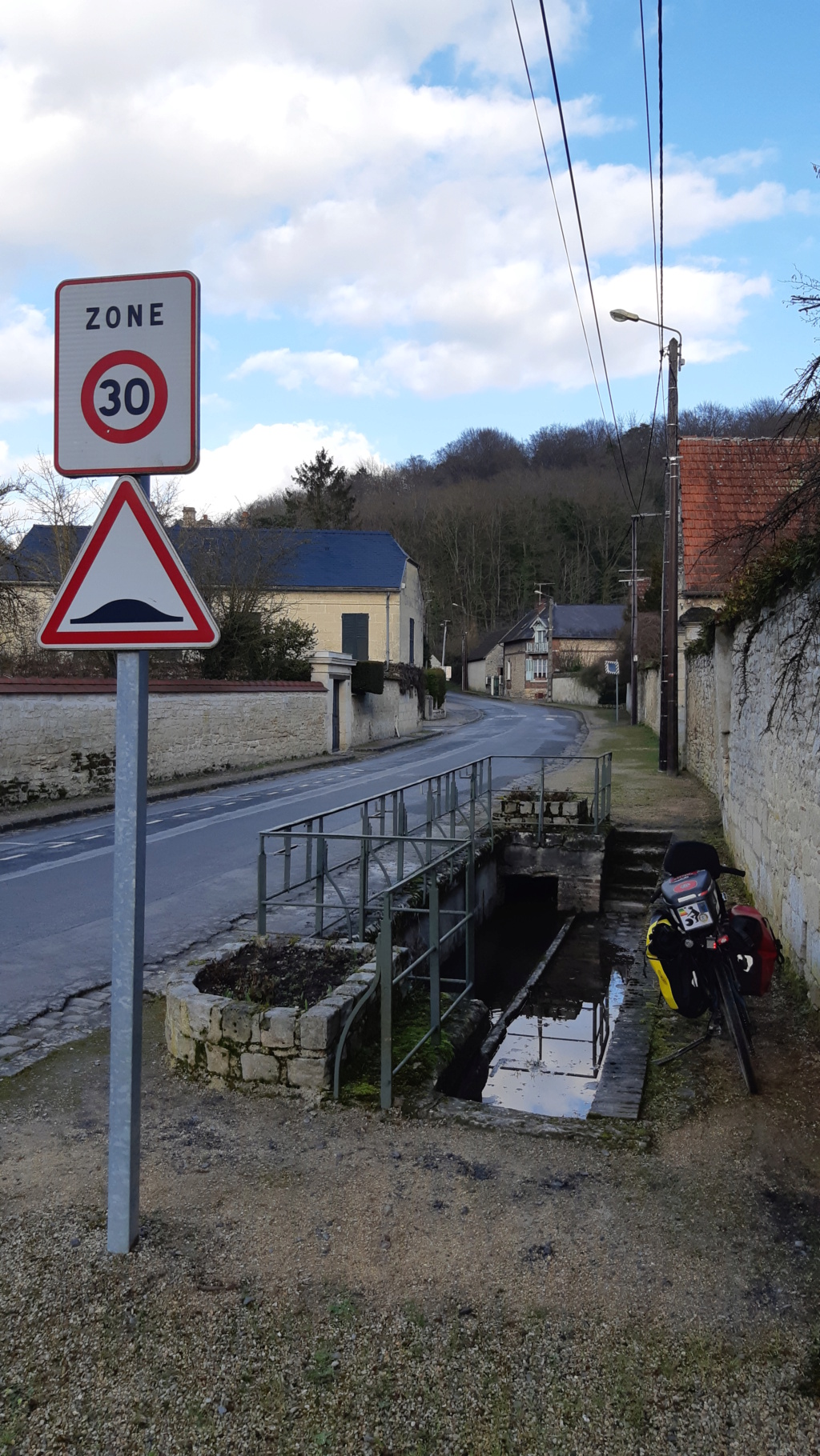 Engin electric de l'IUT de l' Aisne: 2021...reflexions sur la mobilité - Page 7 20220299