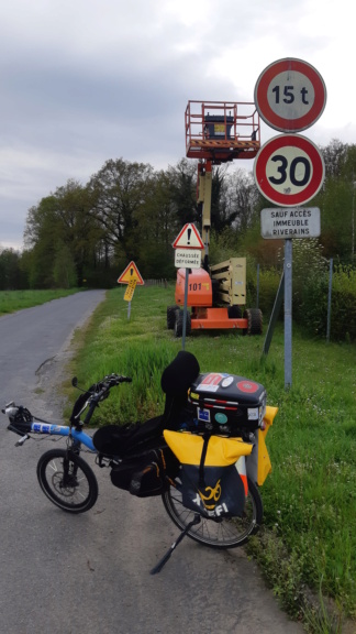 Engin electric de l'IUT de l' Aisne: 2021...reflexions sur la mobilité - Page 31 20230445