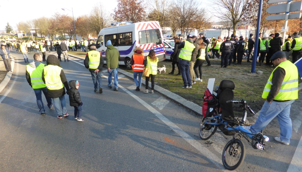 Engin electric de l'IUT de l' Aisne: 2019 2021...reflexion mobilité - Page 2 P1150258