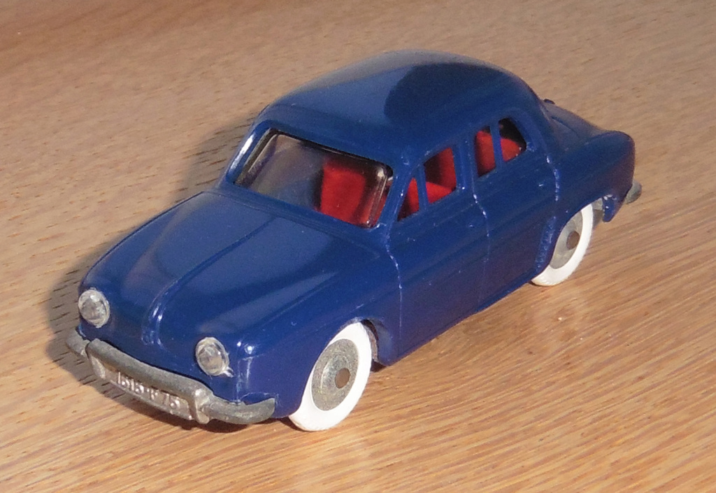 JEP (Jouet de Paris) 1/43 n° 1615 Renault Dauphine Renau281