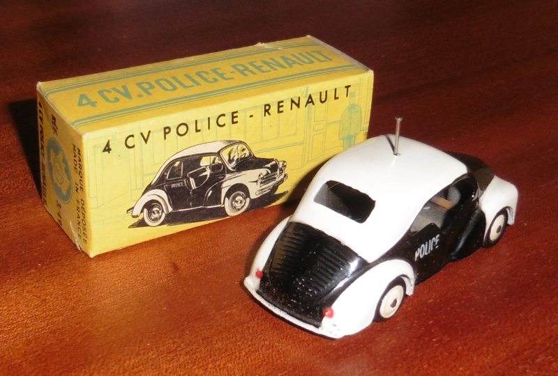 C.I.J. Ref.: 3/48 & 3/49 - Renault 4CV  Renau464