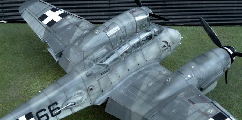 Messerschmitt Me 210 C au 1/32 - Page 3 3_210