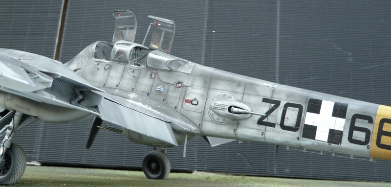 Messerschmitt Me 210 C au 1/32 - Page 3 618