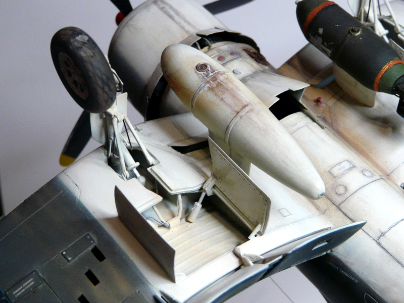 Un défi personnel pour cricri d'amour construire cette maquette d'avion Corsai12
