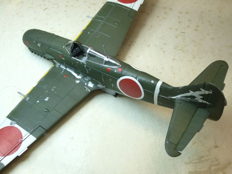 Kawasaki Ki 61 - II "Kai" 1/32 P1010211