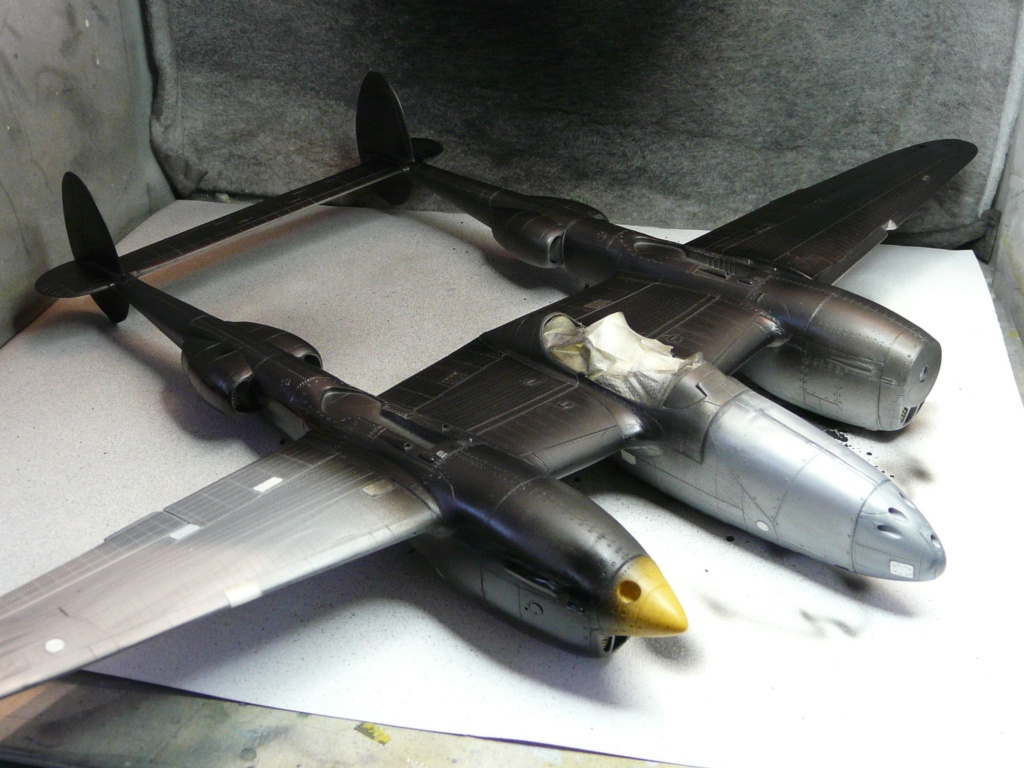 Le P-38 J de Revell Vintage au 1/32 P1120241