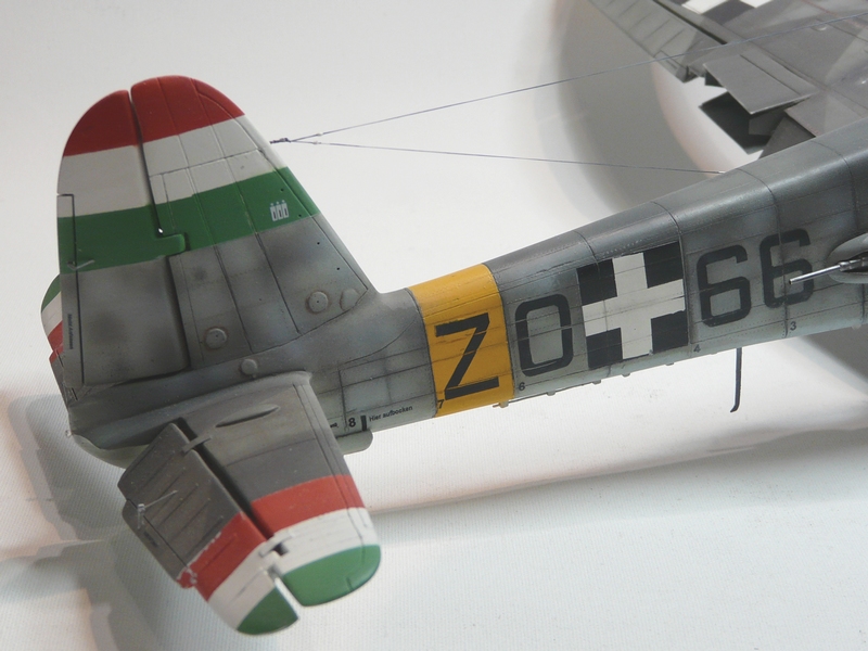 Messerschmitt Me 210 C au 1/32 - Page 3 P1140712
