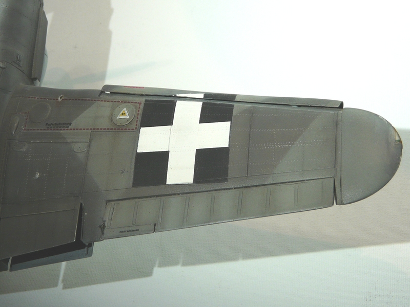 Messerschmitt Me 210 C au 1/32 - Page 3 P1140730