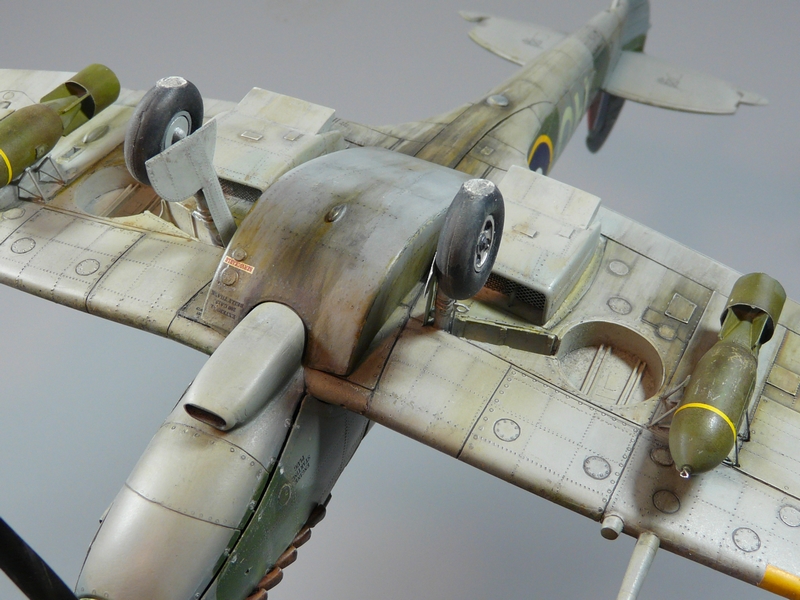 Spitfire Mk XVI au 1/24 - Page 9 P1180914