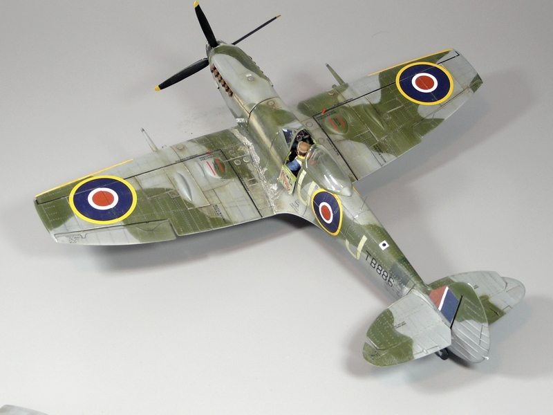 Spitfire Mk XVI au 1/24 - Page 9 P1180923