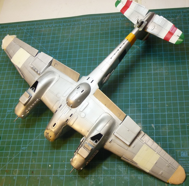 Messerschmitt Me 210 C au 1/32 - Page 3 P510